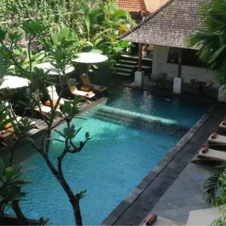 Ubud Village Hotel Exterior foto